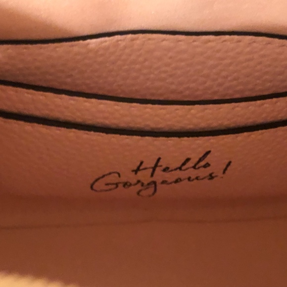 Holiday Sale! Beautiful New Michael Kors Soft Pink Crossbody and 2 Piece Bundle - Picture 5 of 16